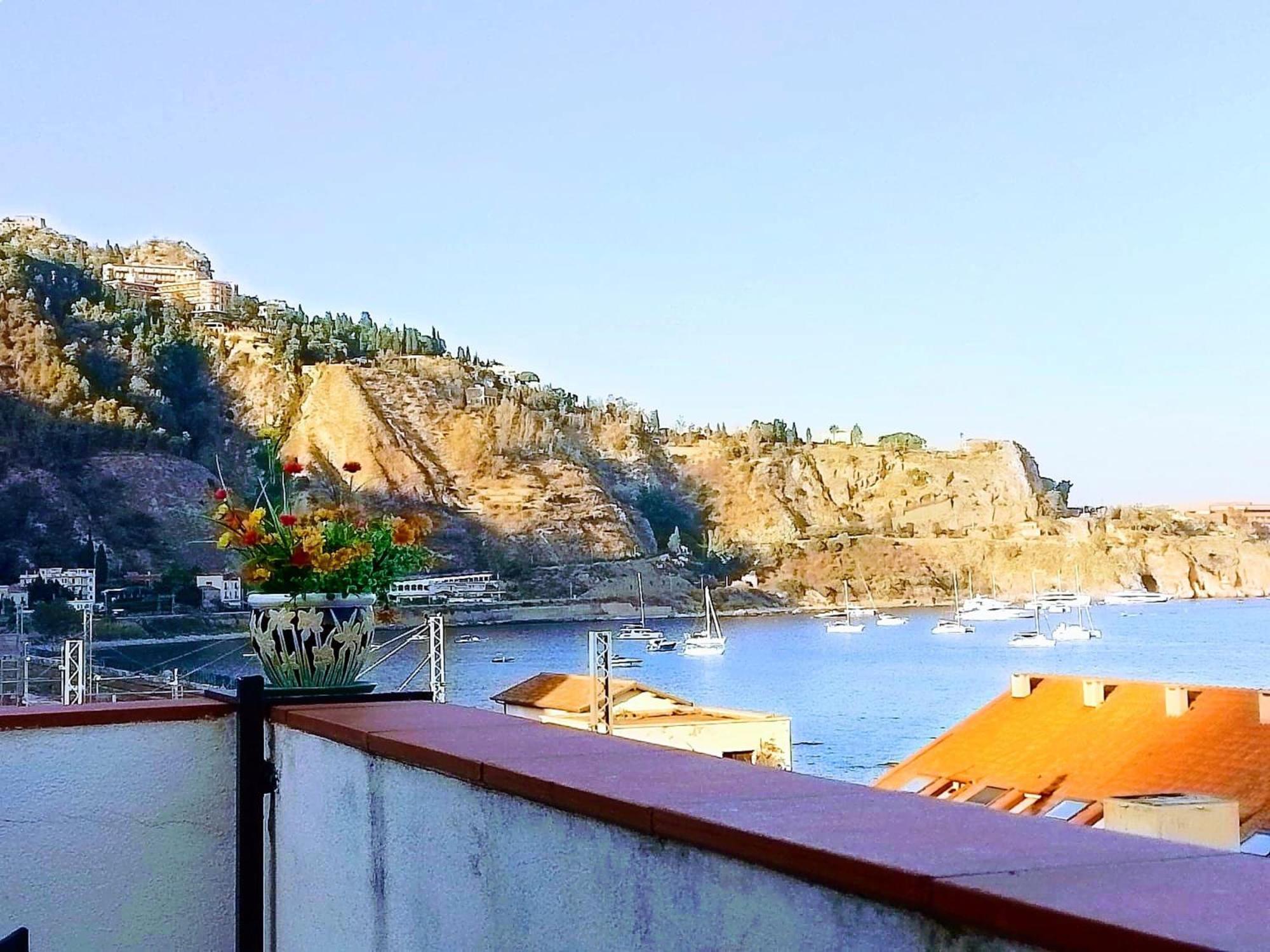 Hotel Pensione Cundari Taormina Exterior photo