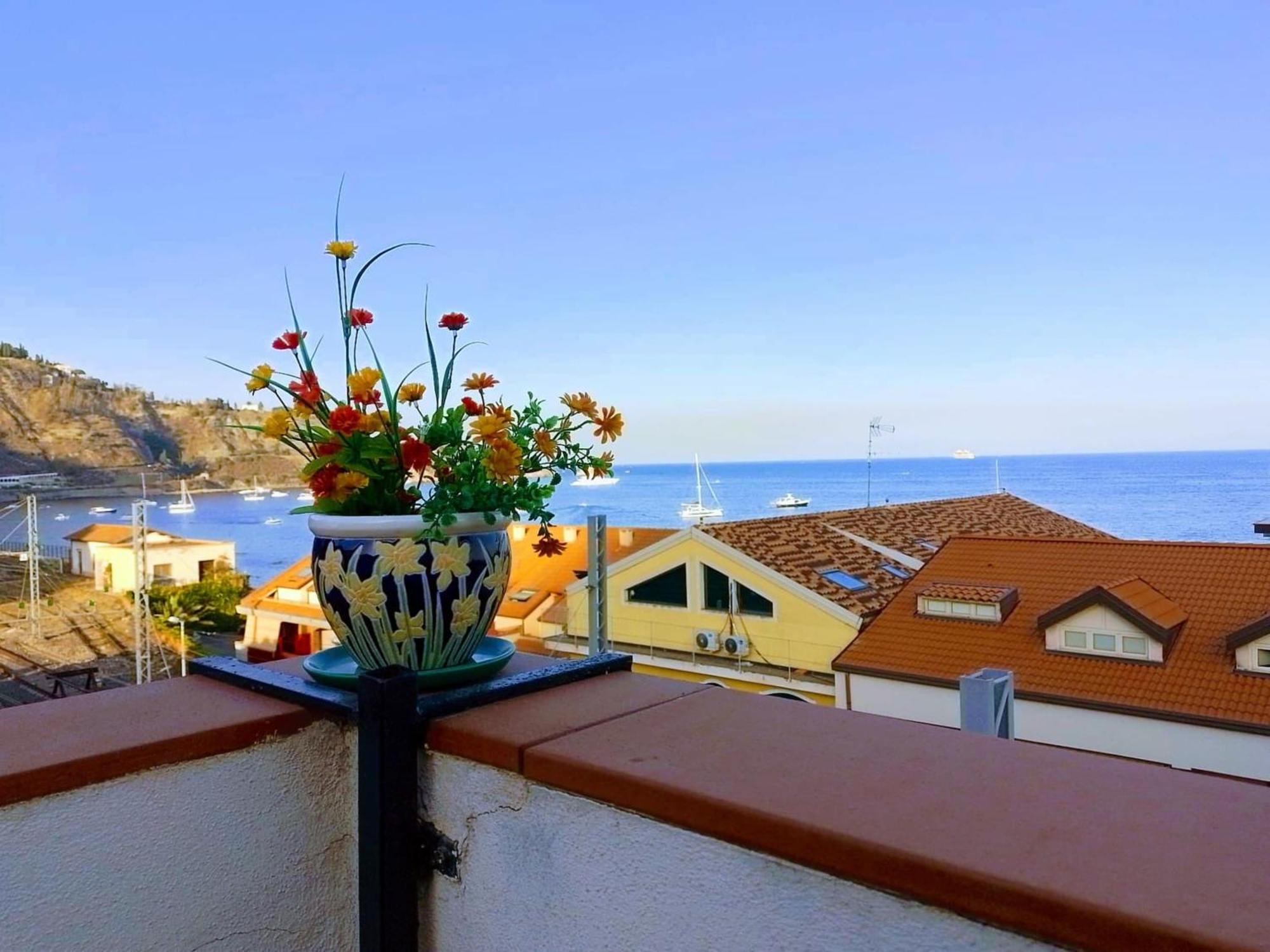 Hotel Pensione Cundari Taormina Exterior photo