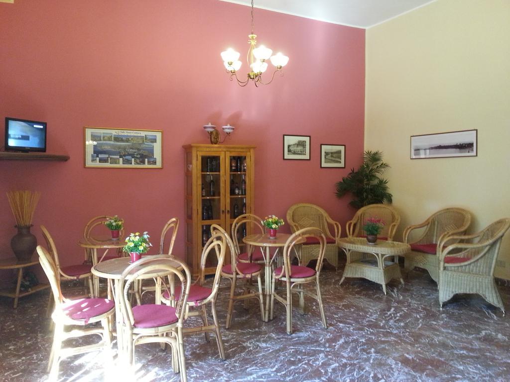 Hotel Pensione Cundari Taormina Exterior photo